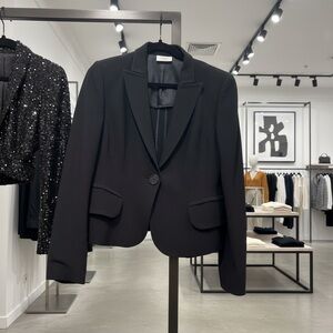 Akris Punto Black cropped wool blazer minimalist Tailored jacket 12 swiss luxury